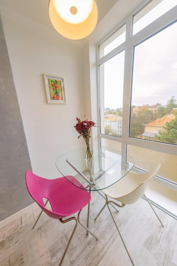 Central Bliss Apartamento Suceava Exterior foto